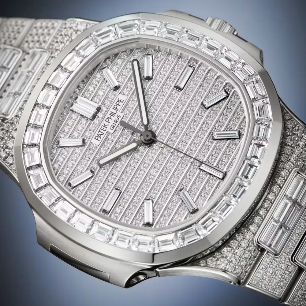 Nautilus Ref. 5811/1460G-001 White Gold - Image 14