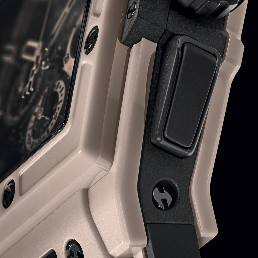 Spirit of Big Bang Beige Ceramic Ref. 642.CZ.6110.RX - Image 3