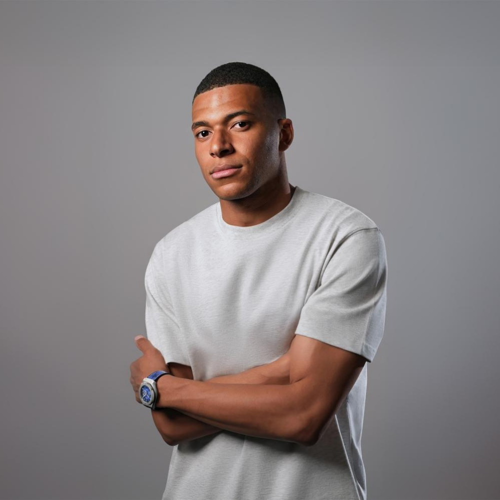 Classic Fusion Chronograph UEFA Champions League Titanium Ref. 541.NX.5170.VR.UCL25 - Image 6