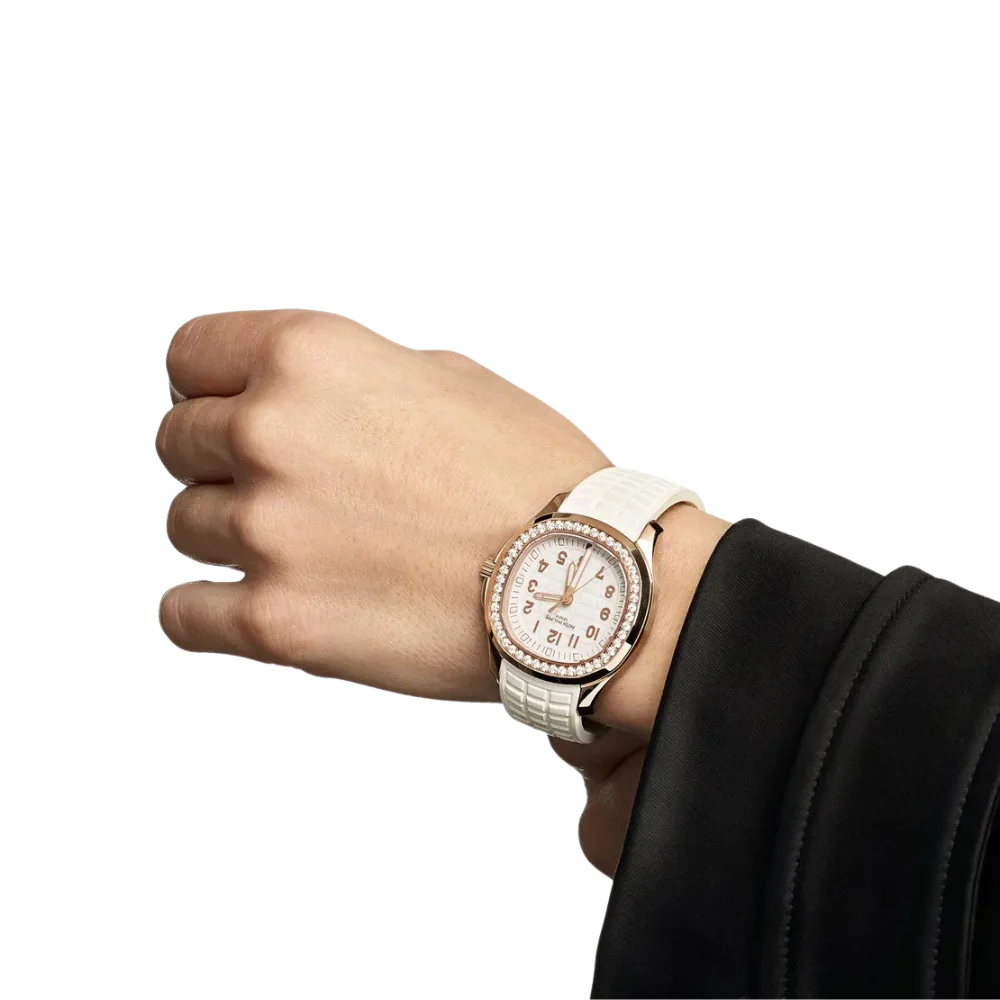 Patek Philippe Aquanaut Luce 5269/200R-001 Rose Gold White Dial (2024) - Image 2