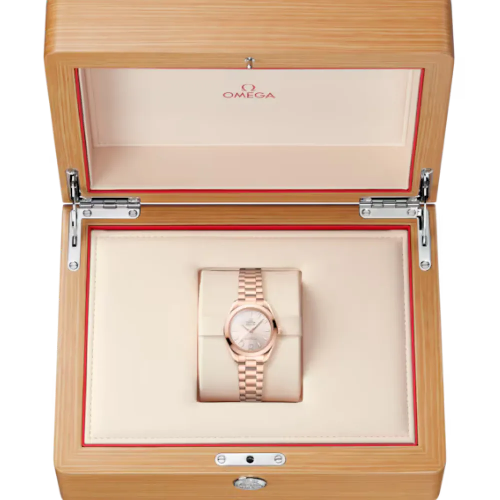 Seamaster Aqua Terra 150M 30 mm, Sedna Gold On Sedna Gold Ref. 220.50.30.20.09.001 - Image 4