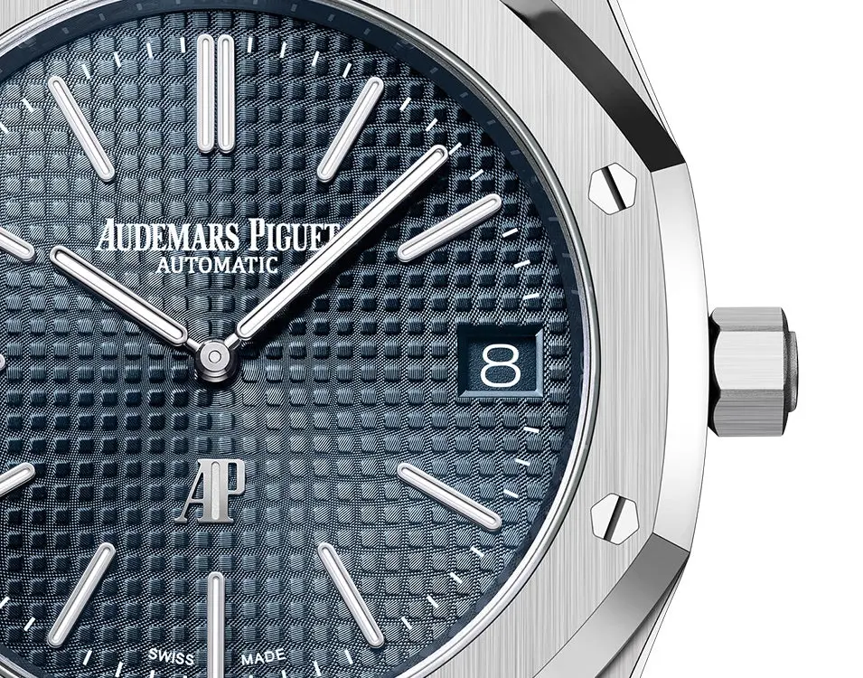 Audemars Piguet Royal Oak “JUMBO” EXTRA-THIN “50TH ANNIVERSARY” Ref# 16202ST.OO.1240ST.01 - Image 3